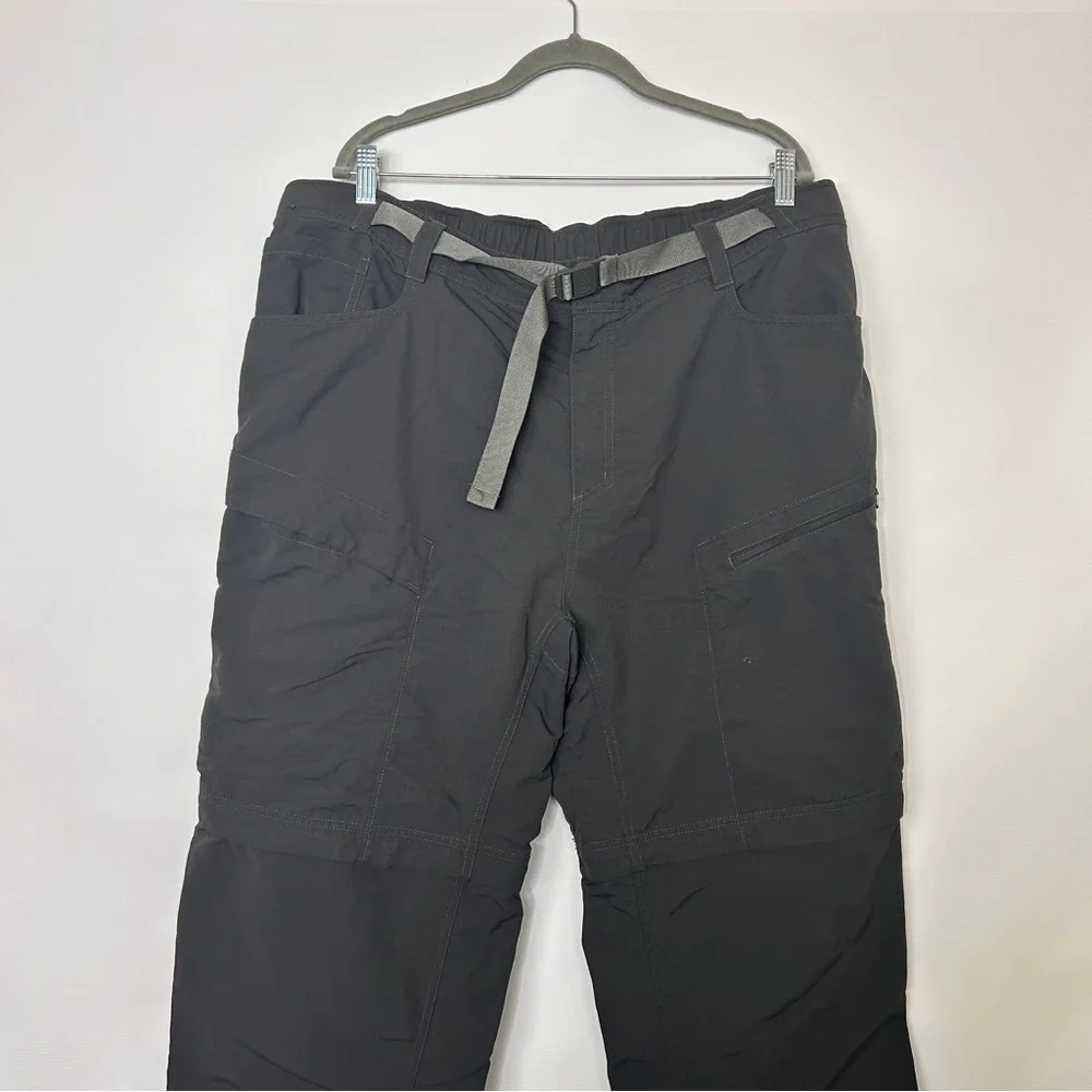 The North Face Mens Zip Off Pants Shorts XXL Gray Cargo Pockets with Belt